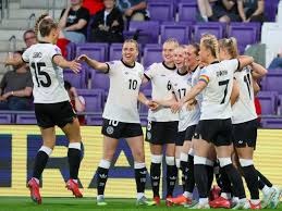 火箭四连胜挑战独行侠 凯文-杜兰特遇上安东尼-戴维斯 西部格局不再只是常规赛