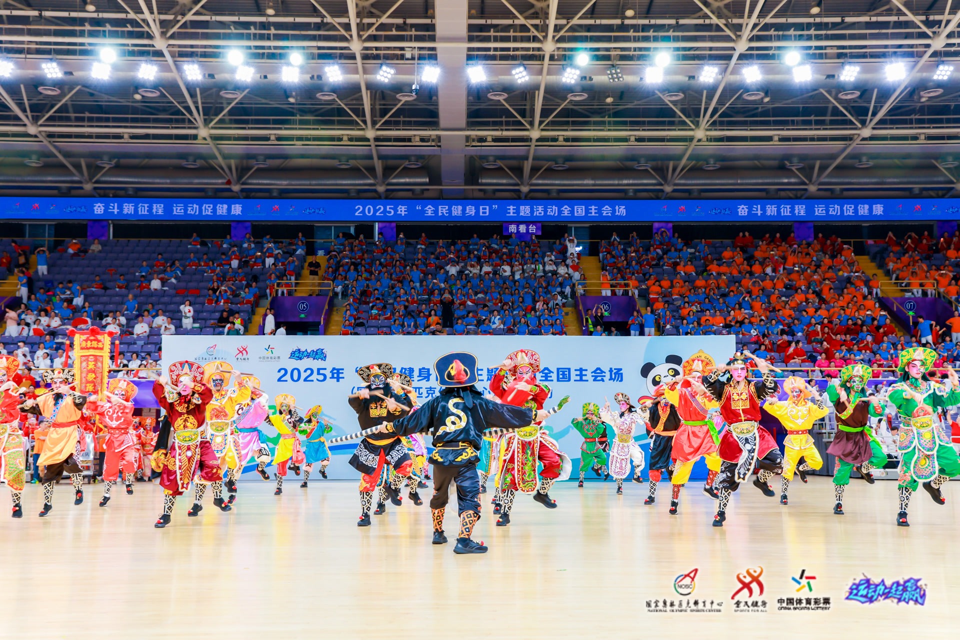 8场首发惊艳亮相！倪非凡一传进步大，但关键局仍靠老将